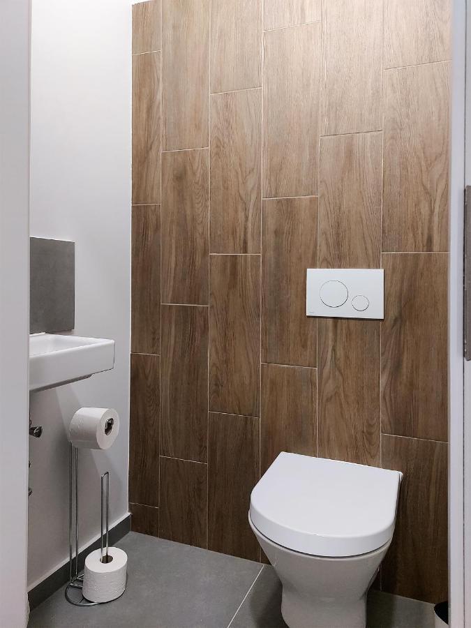 Linden Apartman 107 Glamour (Adults Only) Mosonmagyaróvár Exterior foto
